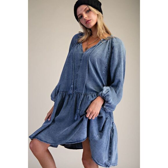 1009 EASEL Medium Washed Denim Oversized Fit Tiered Dress - Picture 3 of 6